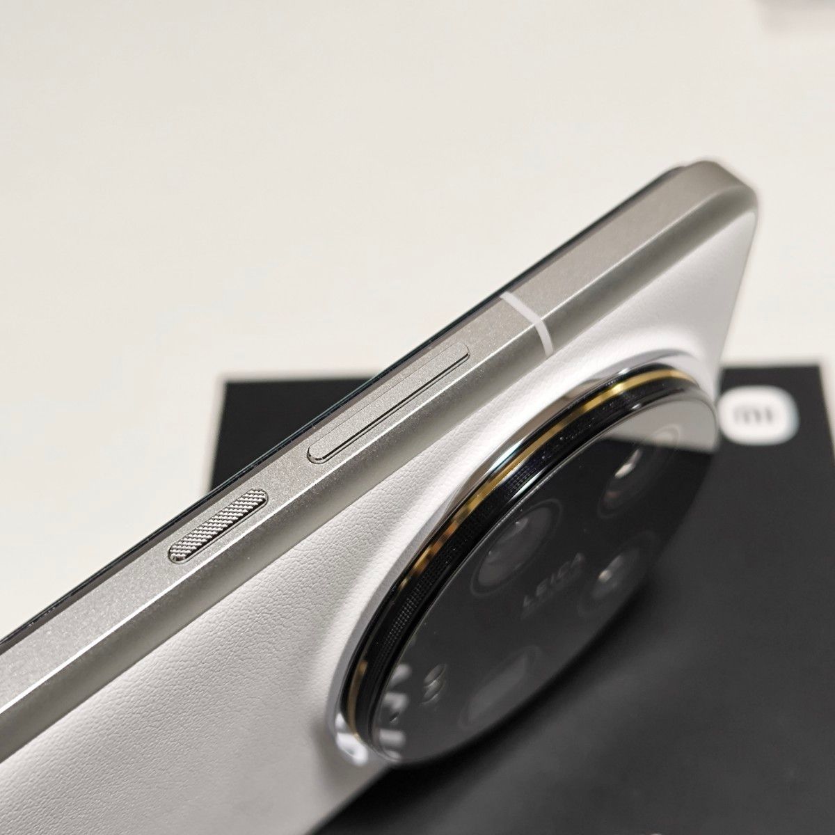 Xiaomi 14 Ultra グローバル版White 16GB/512GB 純正 白ケース Xiaomi 14 Ultra グローバル版White 16GB/512GB 純正 白ケース