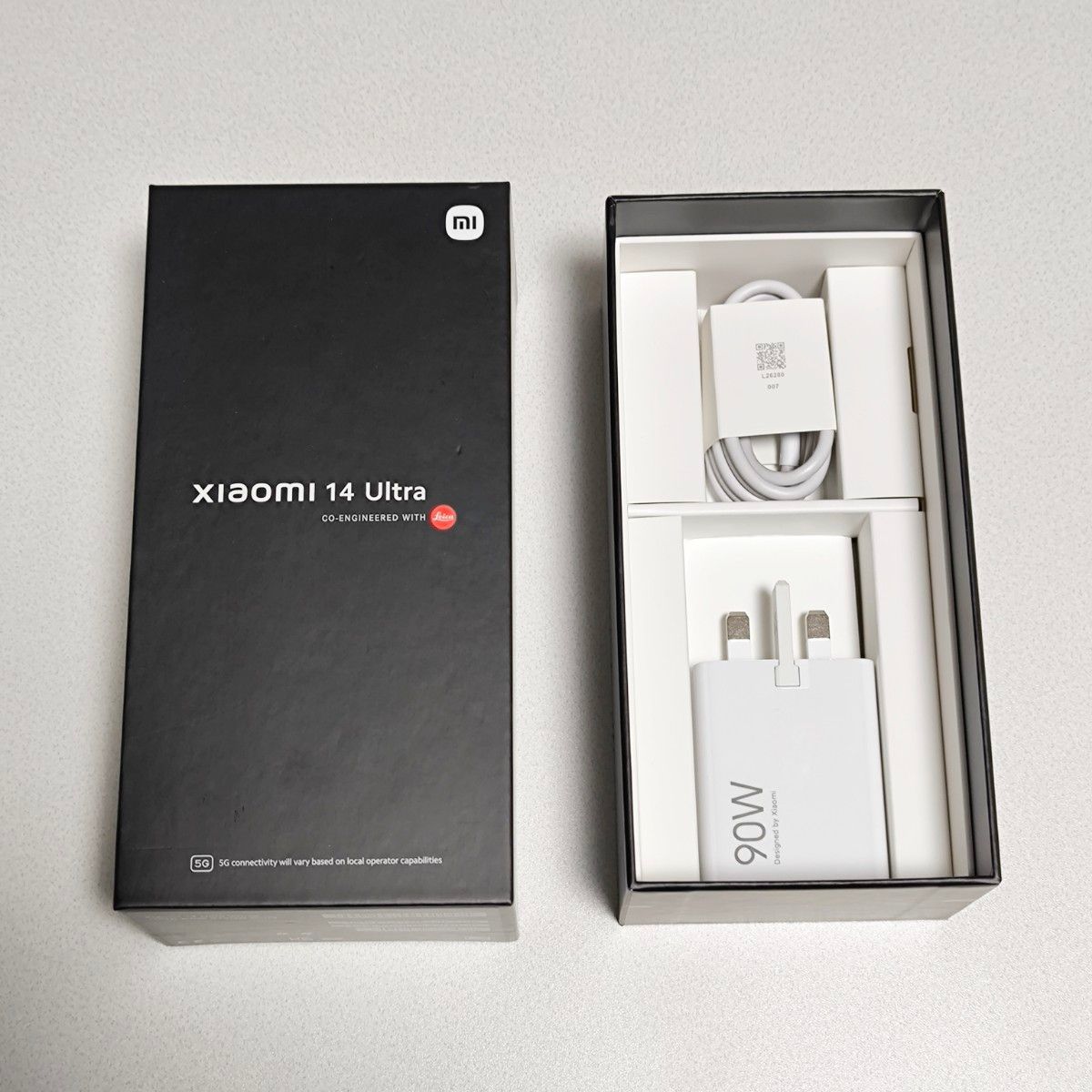 Xiaomi 14 Ultra グローバル版White 16GB/512GB 純正 白ケース Xiaomi 14 Ultra グローバル版White 16GB/512GB 純正 白ケース