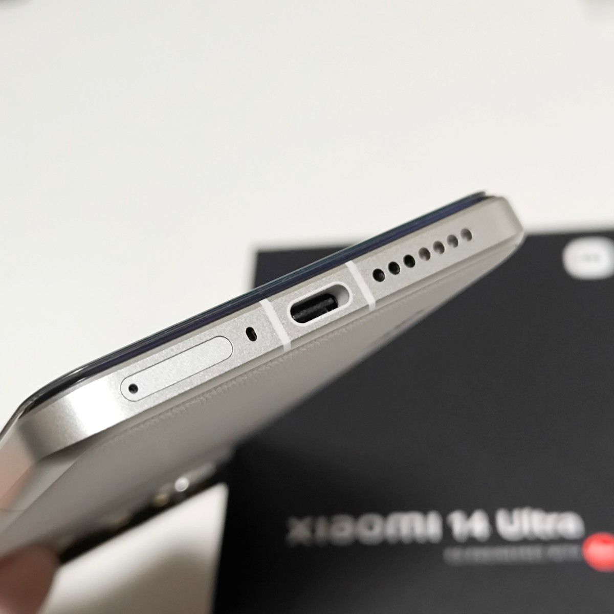 Xiaomi 14 Ultra グローバル版White 16GB/512GB 純正 白ケース Xiaomi 14 Ultra グローバル版White 16GB/512GB 純正 白ケース