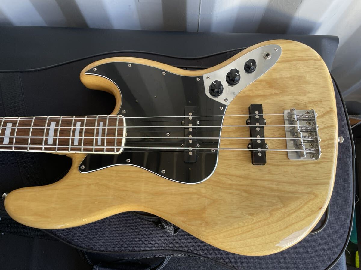 中古品☆直接引取限定☆JAZZ BASS Fender JAPAN ジャズ ベース フェンダー 70s Jazz Bass Natural 4弦エレキベース ギグケース付の画像2