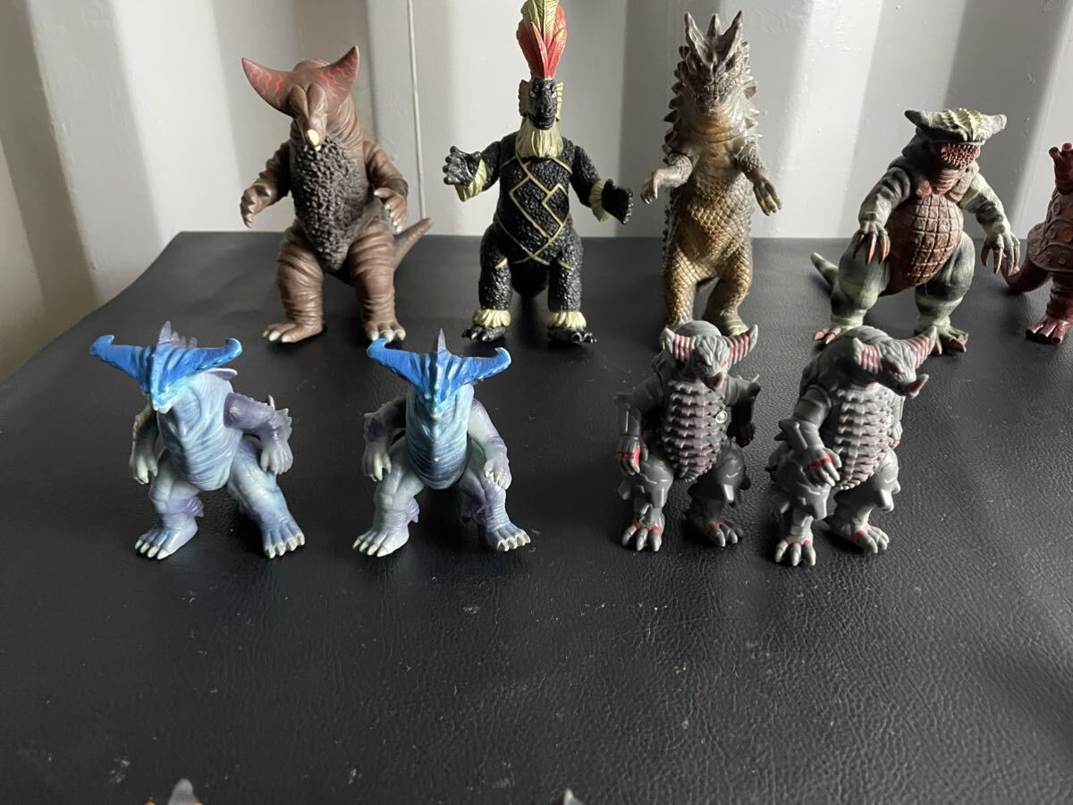 中古品☆ウルトラマン ウルトラ怪獣シリーズ ソフビ フィギュア おもちゃ 当時物 まとめ売り 大量セット バルタン星人 ゼットン 他_画像5