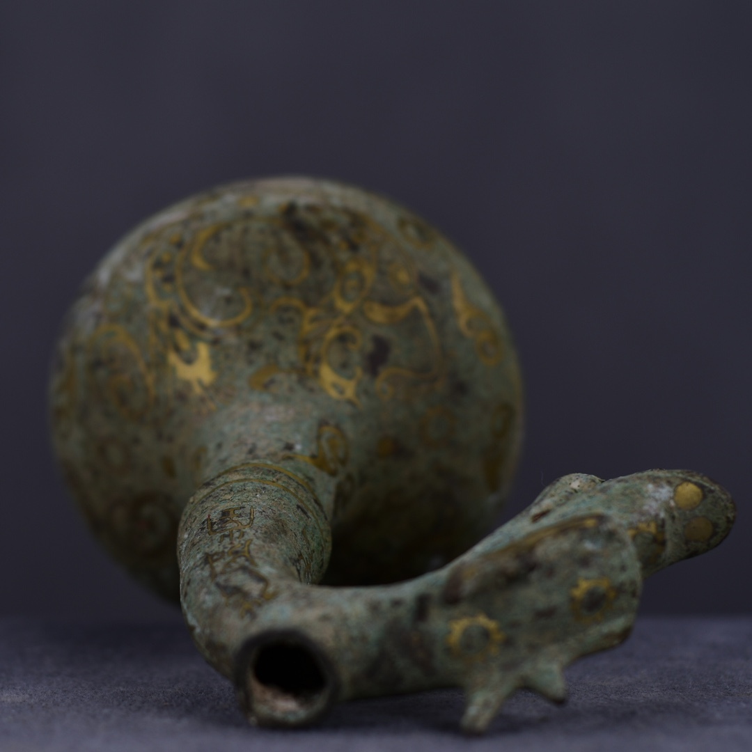 珍藏 中国漢代の青銅錯金竜頭瓶です 青銅器 時代物 極細工 中國古美術 置物 古賞物 唐物 古美術品 DYW46_画像5