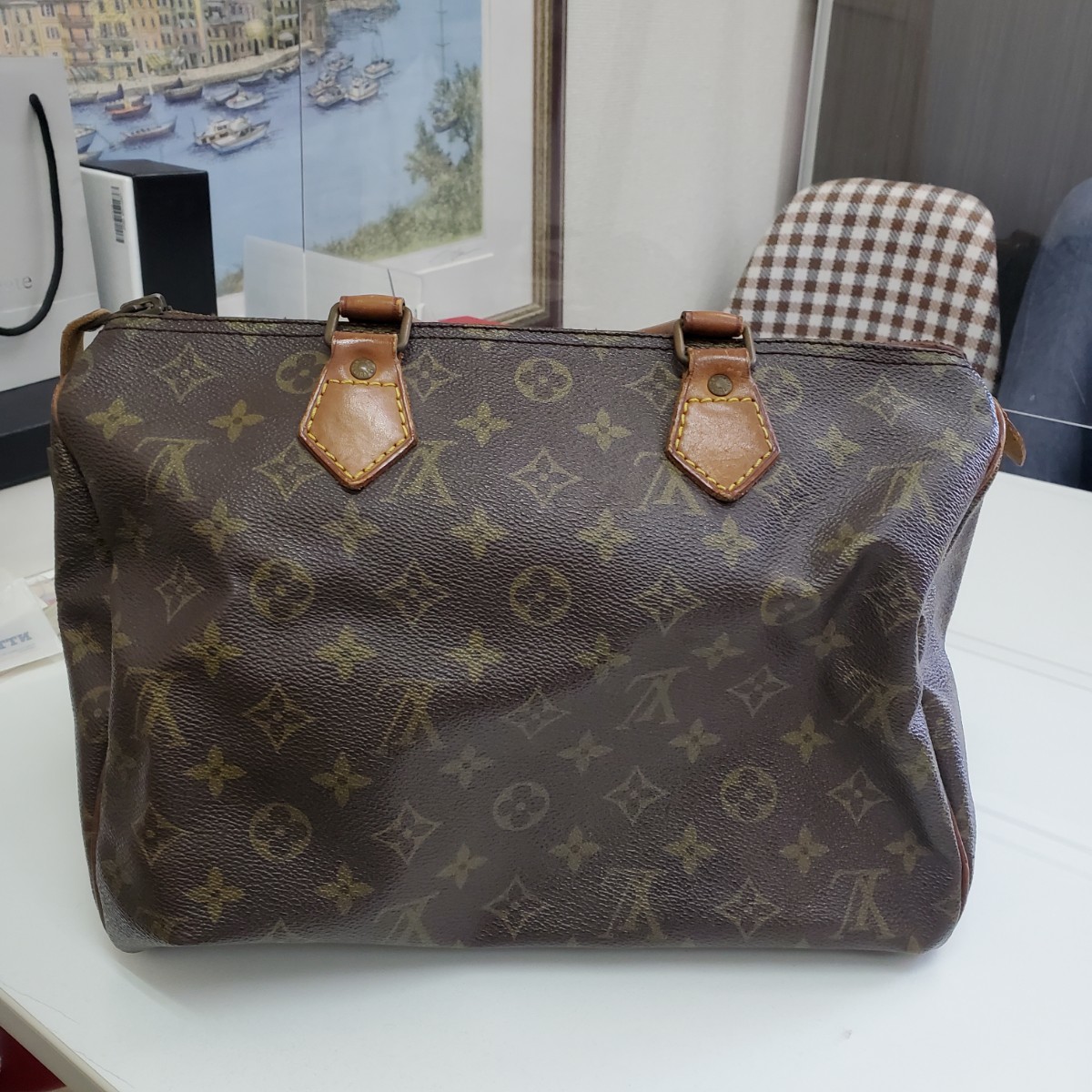 LOUIS VUITTON  ルイヴィトン  モノグラム  スピーディー30の画像4