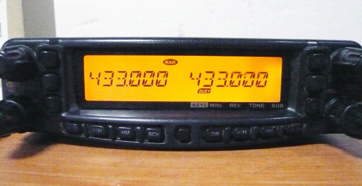 YAESU height performance [FT-8800(20W)]144M/430MHz(V×V,U×U. 2 wave same time reception . possibility ) high sensitive transceiver / operation goods used 