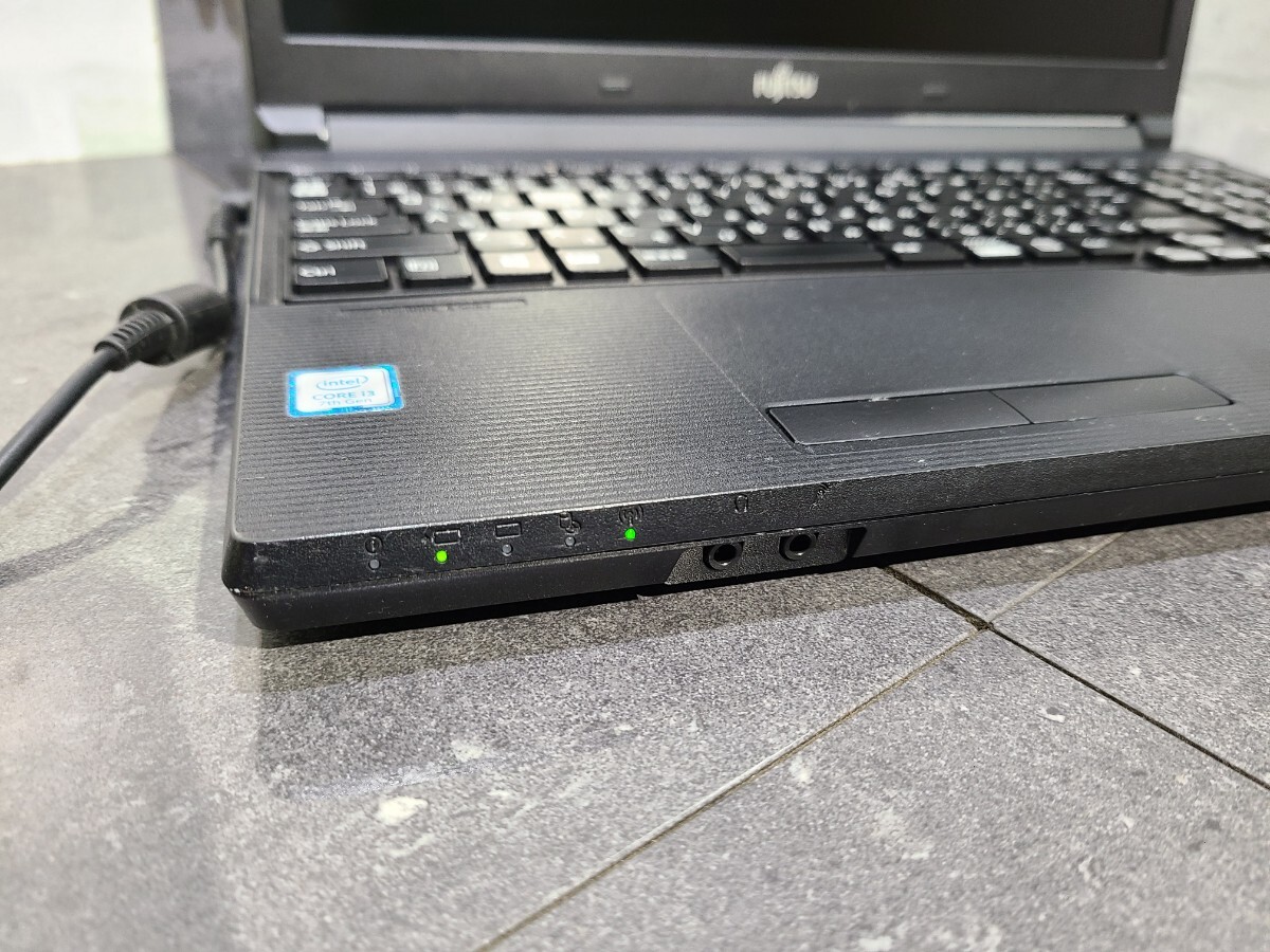 【ジャンク品】管1A68 FUJITSU LIFEBOOK A577/P FMVA18TK2 CPU core i3-7100U HDD無し、メモリー無し、バッテリー無し、通電OK _画像4