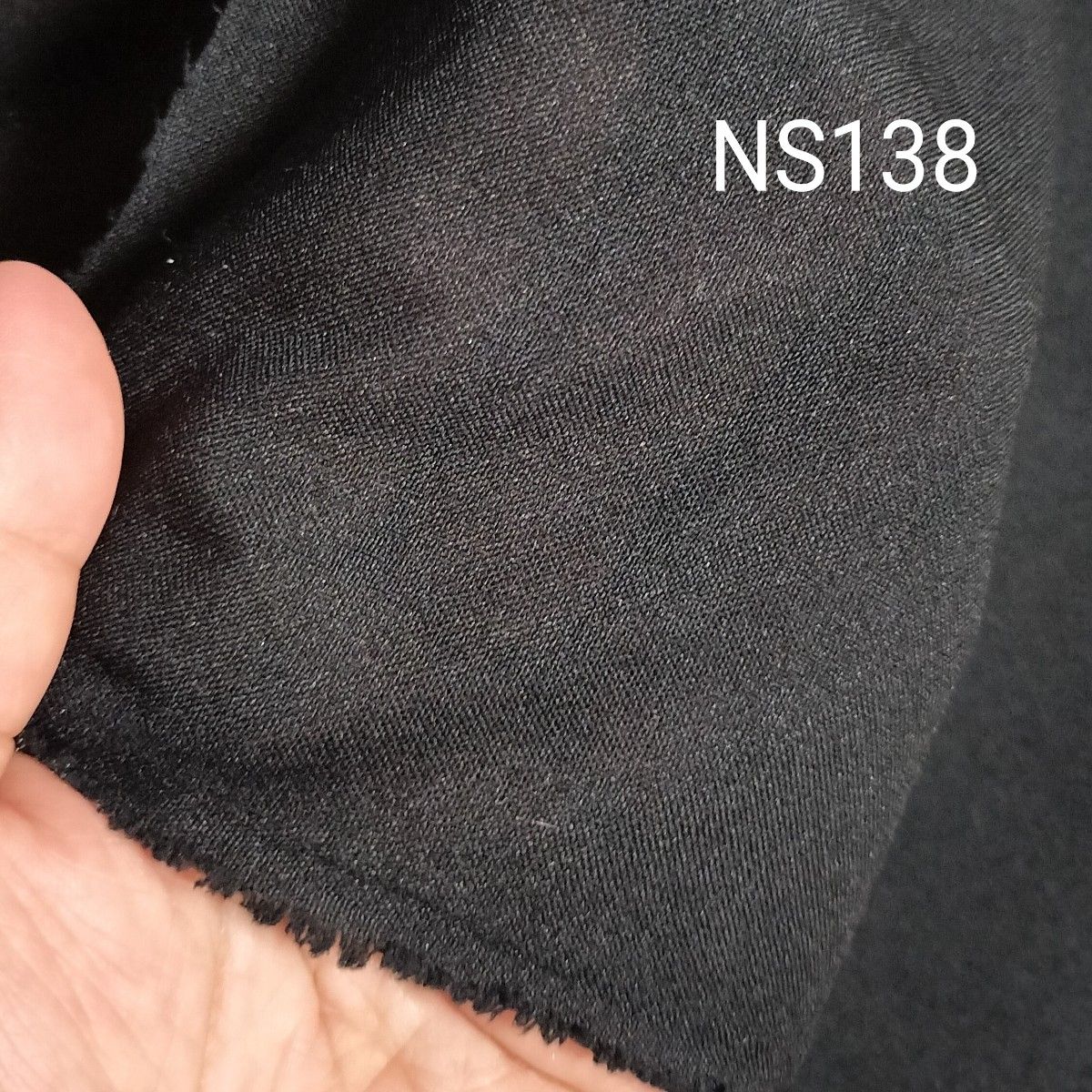 NS138アイロン接着芯 黒 ポリ織物　微厚ソフト 微伸縮あり6ｍ→ｍ変更の場合は購入前に質問からコメントしてください