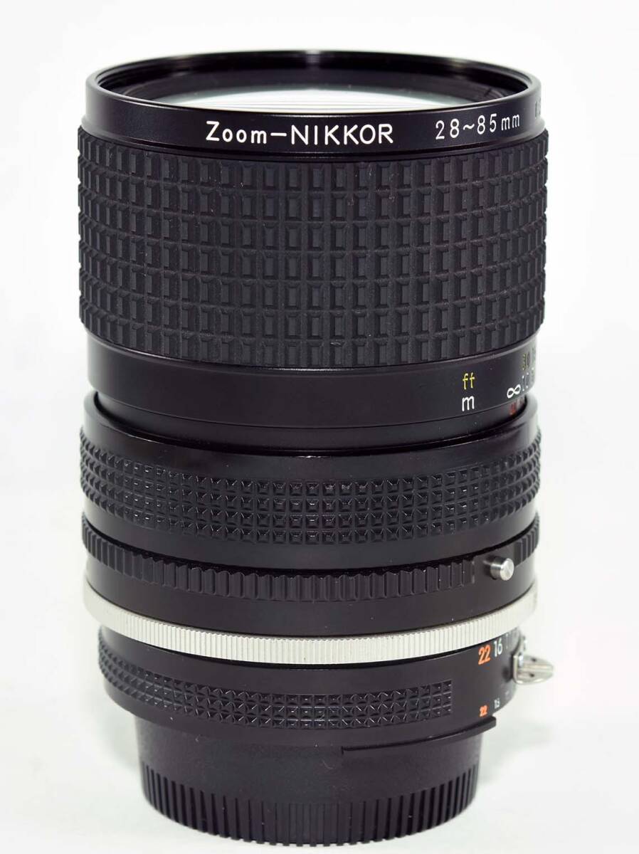 美品 Ai-S Zoom-NIKKOR 28-85mm F3.5-4.5S マニアルフォーカス マクロ機能付き標準ズームレンズ  デジタルカメラで高解像の高級レンズの画像5