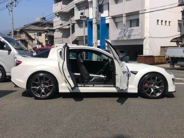 【諸費用コミ】:広島■クラウディア■中古車 平成23年 マツダ RX-8 タイプRS 専用RECAROセミバケットシート・_画像の続きは「車両情報」からチェック