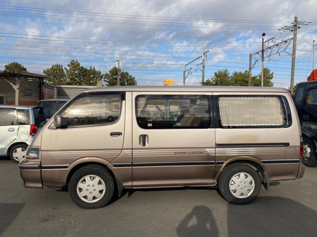 【諸費用コミ】返金保証付:静岡県 愛知県 中古車 平成6年 トヨタ ハイエース 3.0 スーパーカスタム セミミドルルーフ デ_画像の続きは「車両情報」からチェック