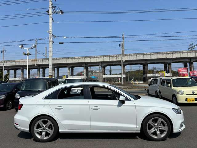 【厳選中古車・広島県】 2018年 アウディ A3セダン 1.4 TFSI スポーツ ブラックレザー/ブレーキサポート/ETC2.0_画像の続きは「車両情報」からチェック