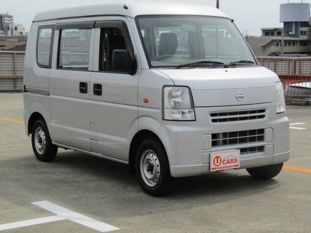 【諸費用コミ】:中古車 大阪 兵庫 伊丹 平成26年 日産 NV100クリッパー DX ハイルーフ 4WD 中古スタッドレス 軽箱バン_画像の続きは「車両情報」からチェック