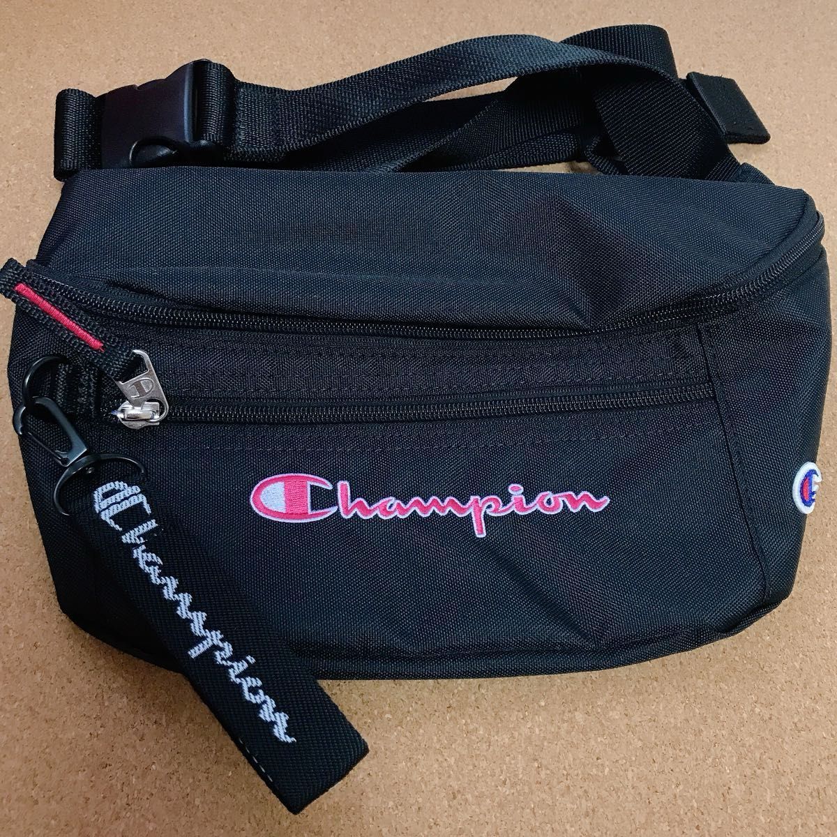 Champion(チャンピオン) ショルダーバッグ ボディバッグ 肩がけ 散歩 ウエストバッグ ウエストポーチ 限定 カジュアル 