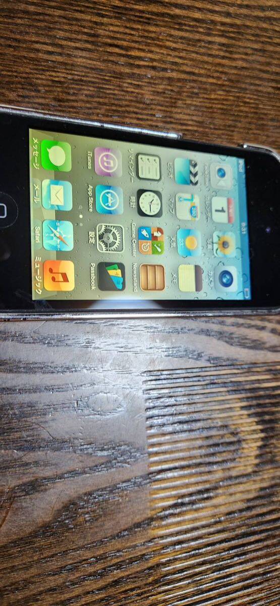 iPod touch a1367 極美品　使用回数超少ない　32G_画像2