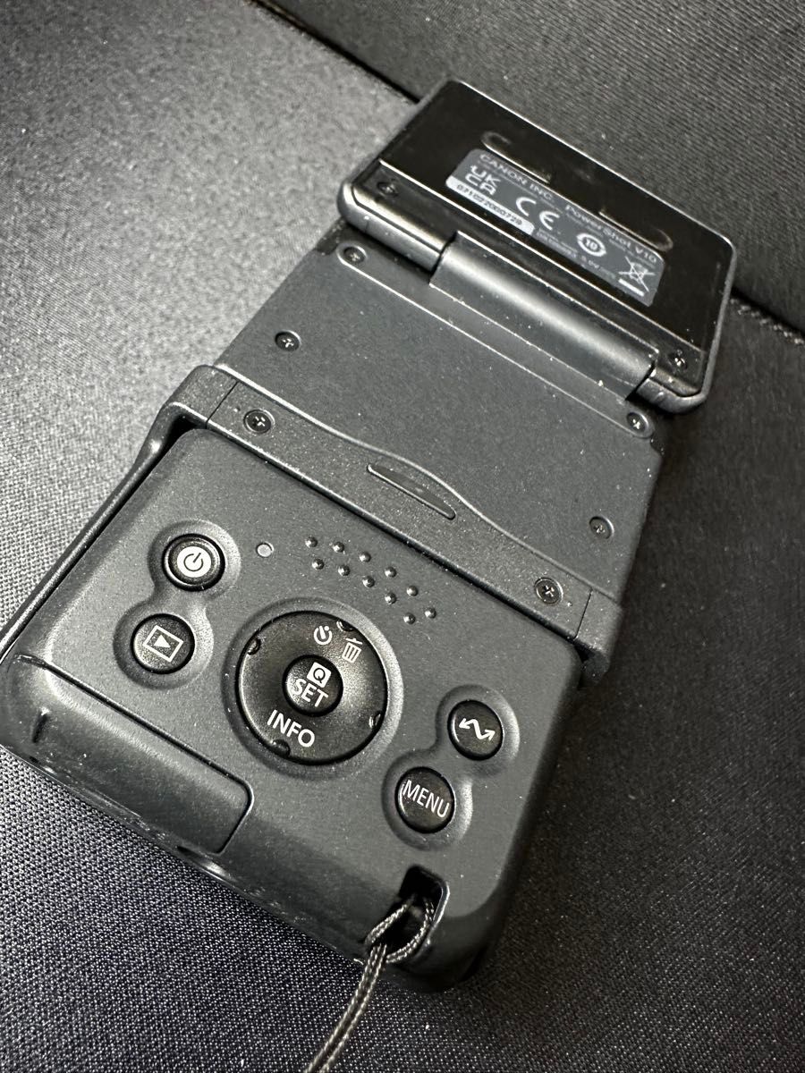 Canon PowerShot V10  ブラック  ポータブルケース付き♪