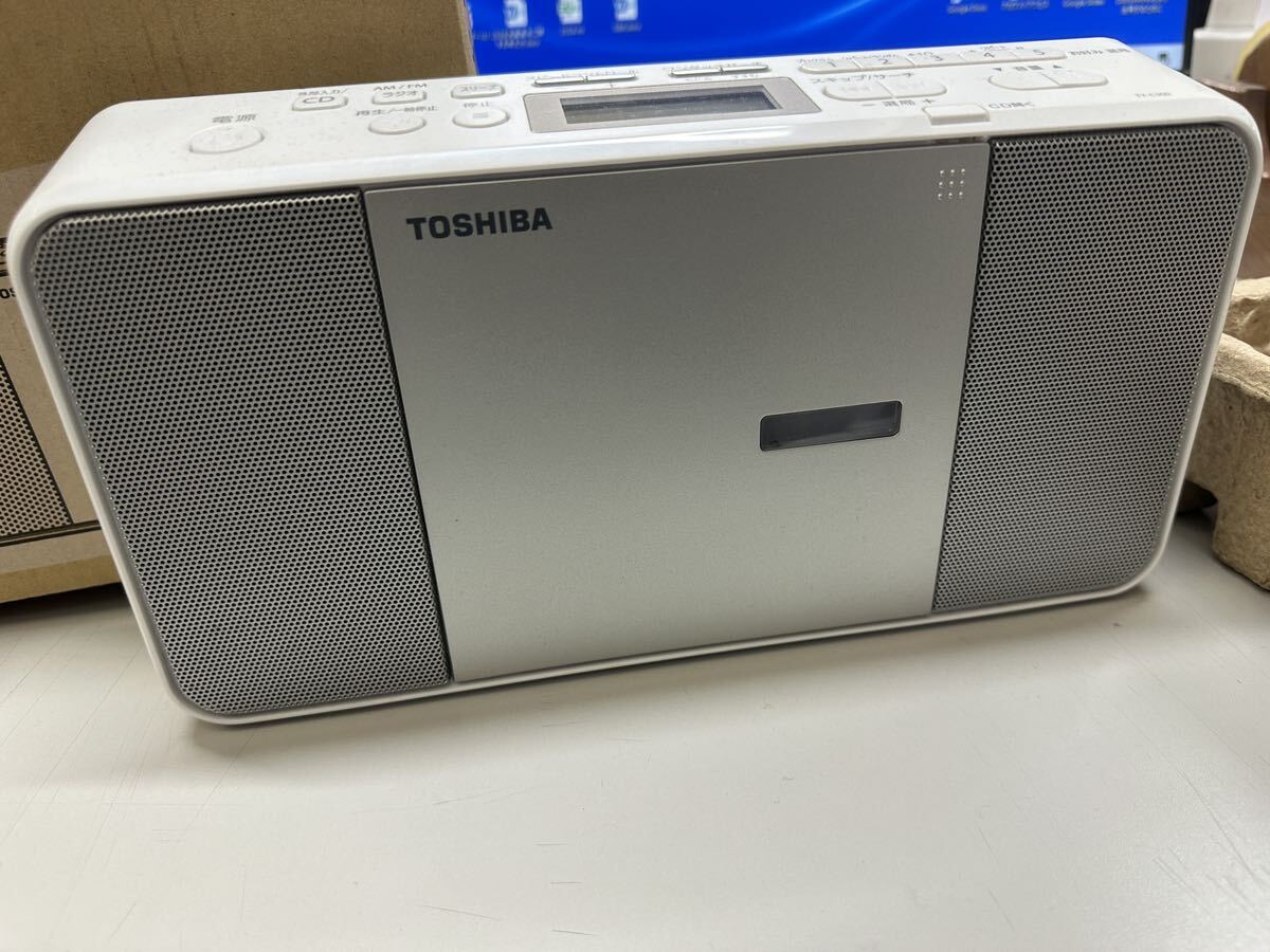 東芝TOSHIBA TY-C300 CDラジオの画像1