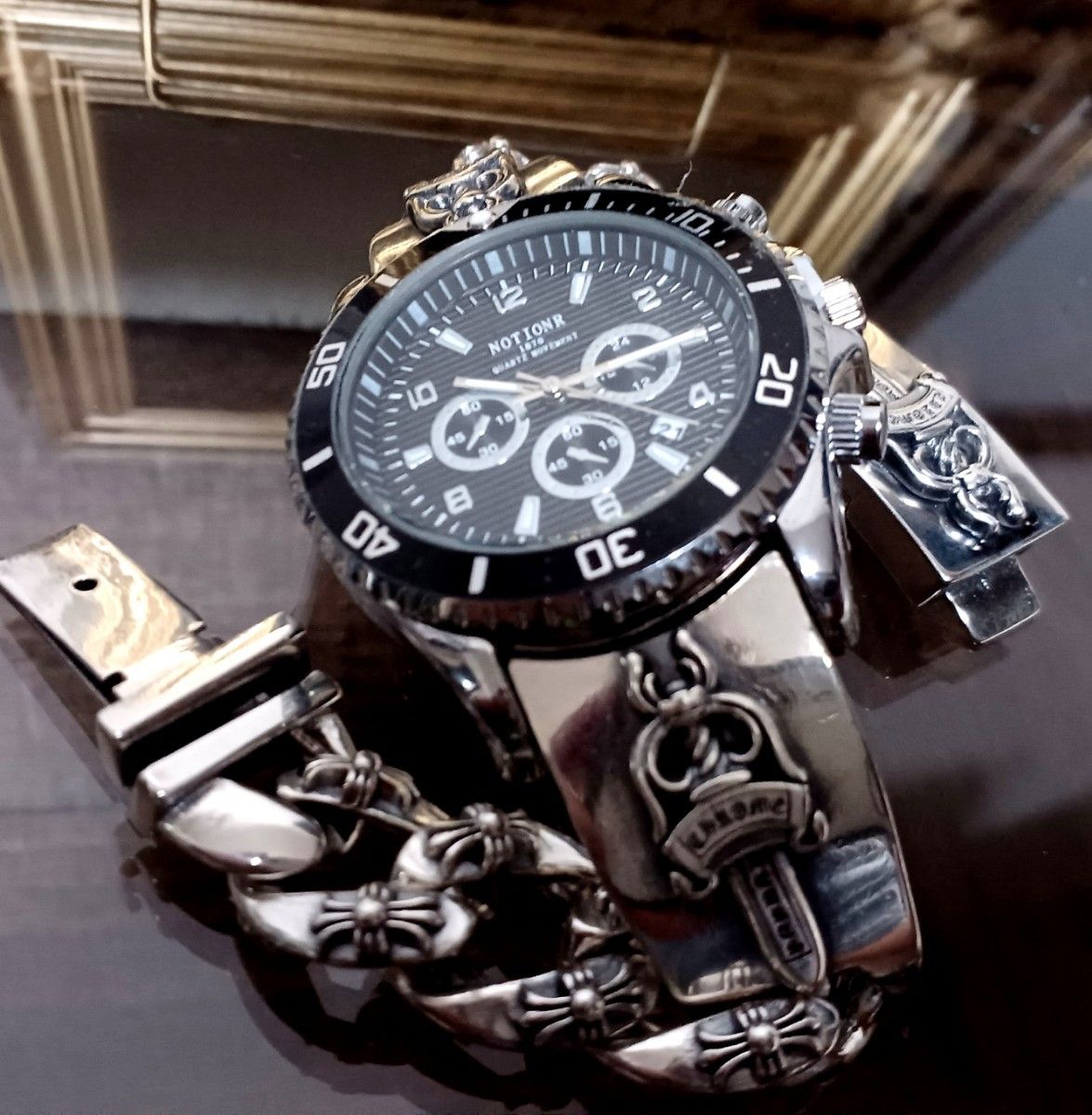 【notionr】 ウォッチブレスレット / ダガー デザイン  ラグジュアリー 腕時計
