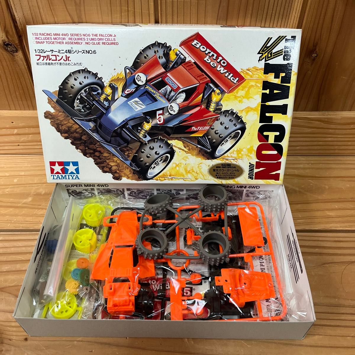 蛍光カラースペシャル】 タミヤ レーサーミニ四駆 ファルコンJr 蛍光カラースペシャル】 タミヤ レーサーミニ四駆 ファルコンJr