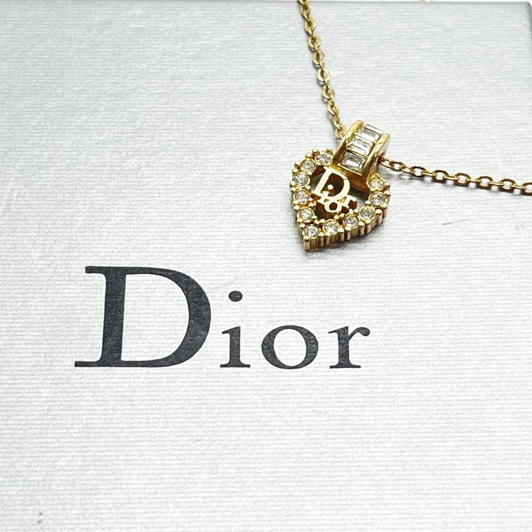 極美品 クリスチャン ディオール Christian Dior ネックレス アクセサリー ハート カラーストーン ロゴ ラインストーン 刻印 ゴールド 金の画像1