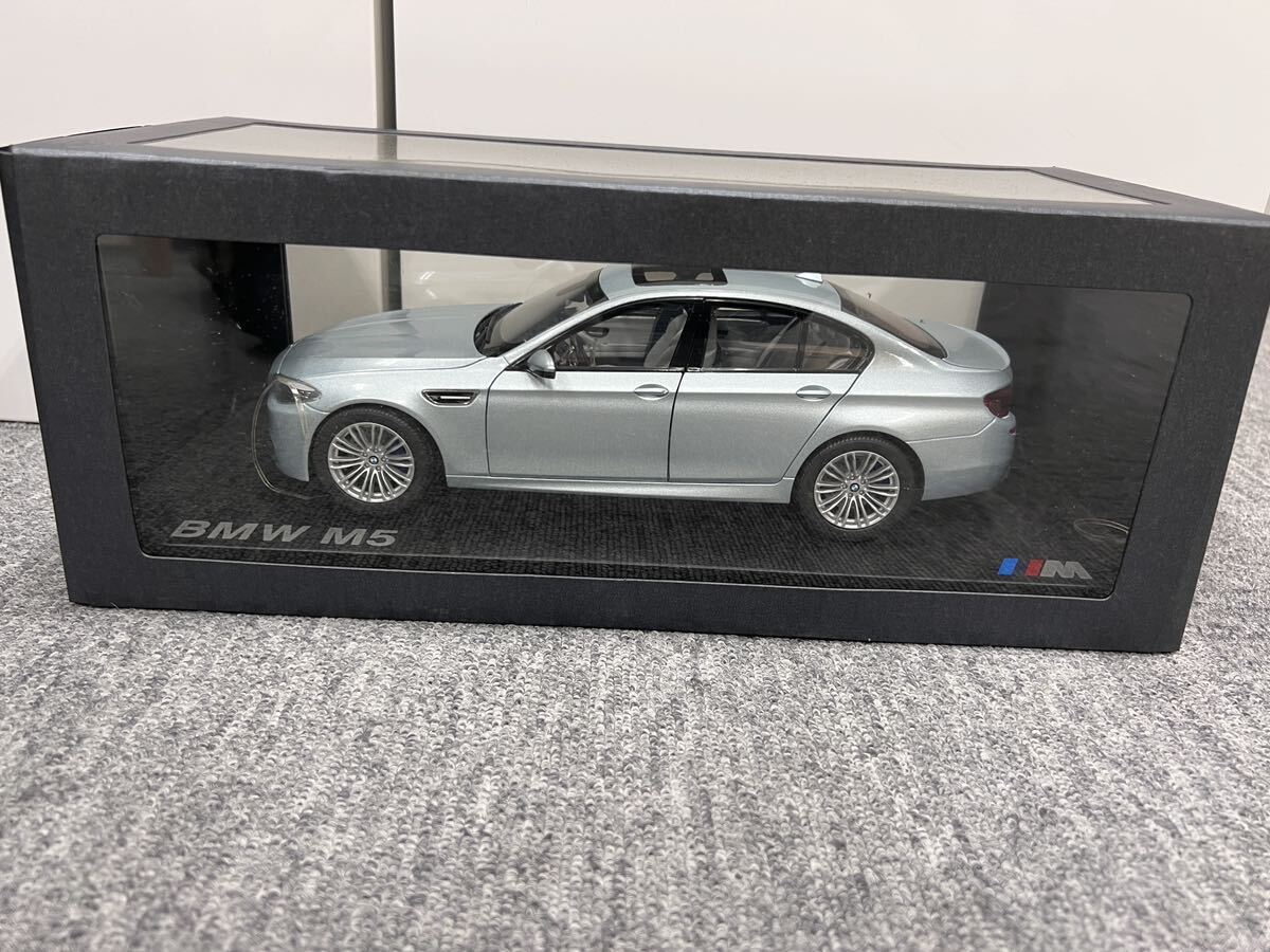 KYOSHO 京商 1/18 BMW M5 Silverstone II 美品 ダイキャストカー パラゴン paragon dealer edition diecastの画像1