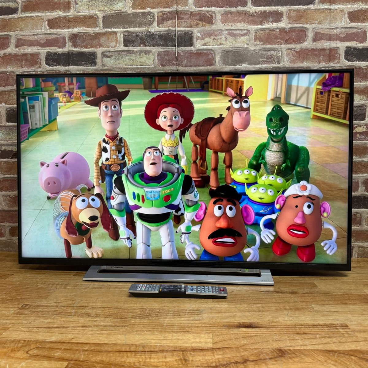 東芝 43インチ 4Kチューナー内蔵 液晶テレビ REGZA 43M540X 外 東芝 43インチ 4Kチューナー内蔵 液晶テレビ REGZA 43M540X 外