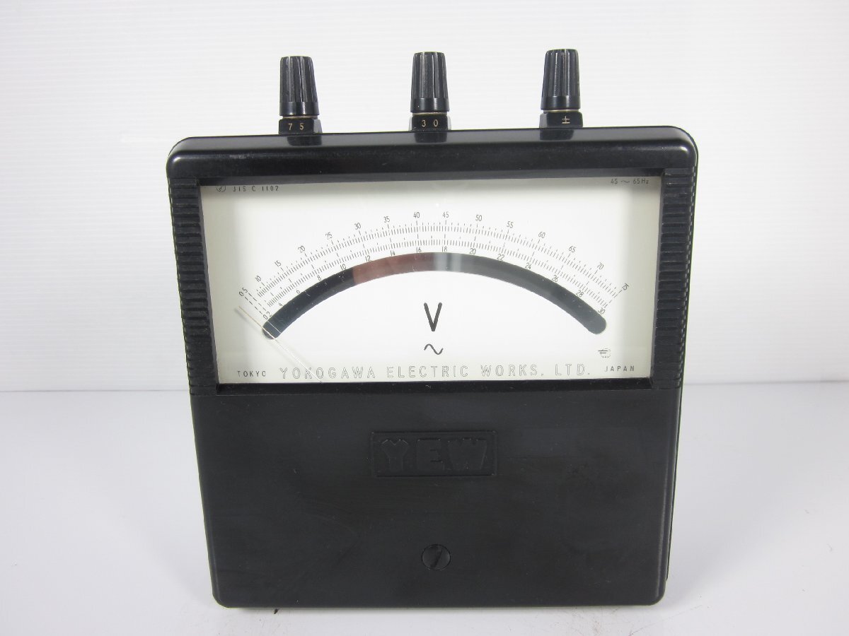 【中古】交流電圧計　2013-16　横河電機 YOKOGAWA 【電圧測定レンジ】30/75V(2レンジ)　実効値表示　3z2278　★送料無料★[電圧 電流 電力]_画像4