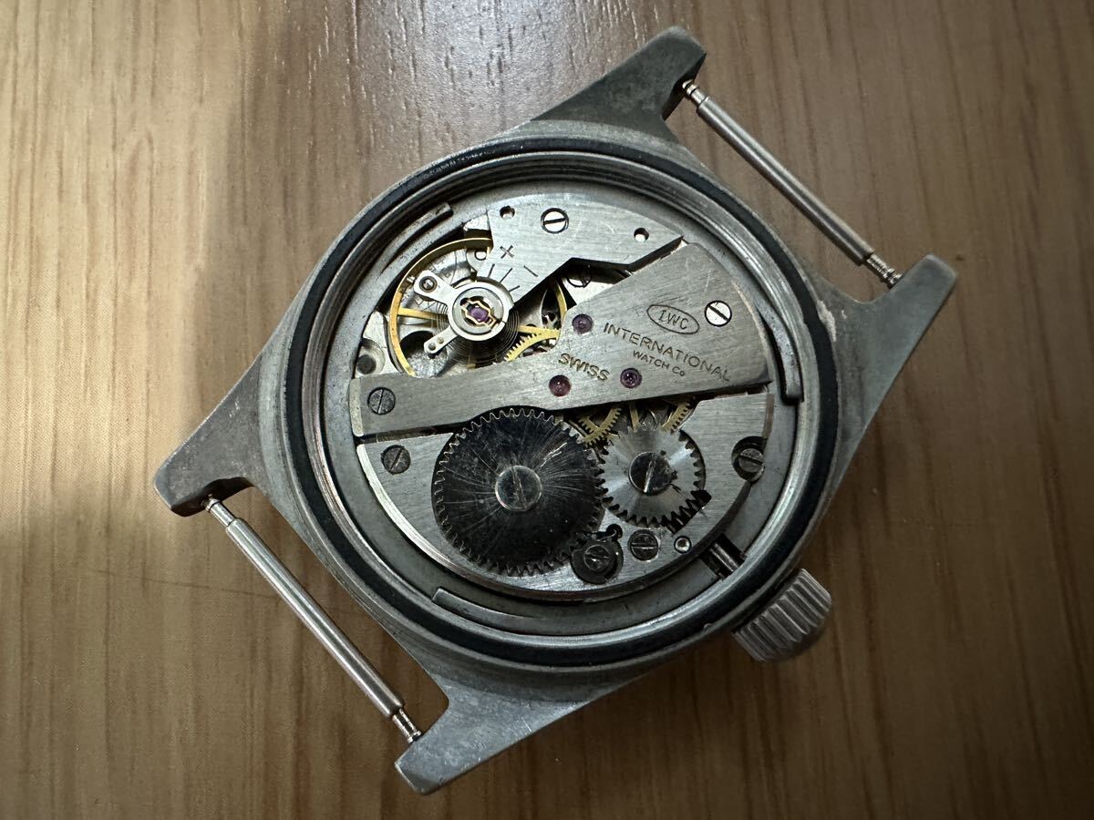 軍用時計 手巻き式 IWC アンティーク スモセコ 腕時計 メンズ 機械式 アメリカ軍 ベトナム戦争 ミリタリーウォッチ 士官支給品の画像4