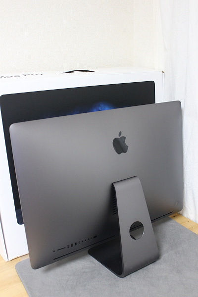 ★美品！iMac Pro （8コアXeon-3.2Ghz/メモリ64GB/SSD1TB/RadeonProVega64/Monterey)★の画像4