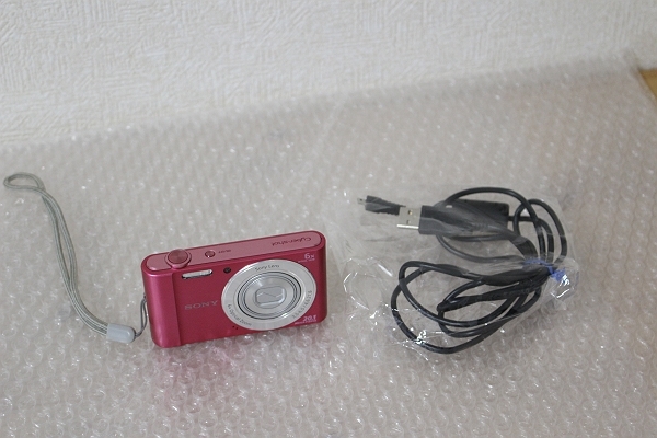 ★送料無料！SONY コンパクトデジタルカメラ サイバーショット DSC-W810 ピンク★の画像1