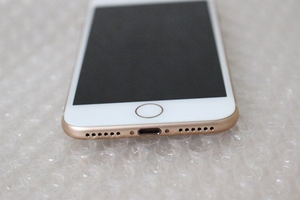 ★送料無料！SIMフリー Apple iPhone8 64GB (MQ7A2J/A) ゴールド バッテリー最大容量87%★_画像4