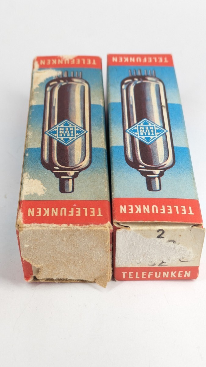 6120円 17720 TELEFUNKEN ECC82(12AU7)スムースプレート 2本 6120円 17720 TELEFUNKEN ECC82(12AU7)スムースプレート 2本