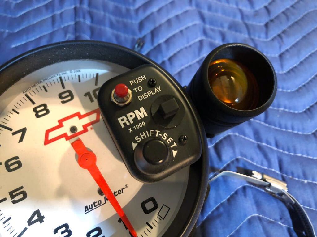 ★AutoMeter Tachometers シフトライト オートメーター タコメーター シェベル シェヴェル エルカミーノ マリブ シェビー シボレー カマロの画像4