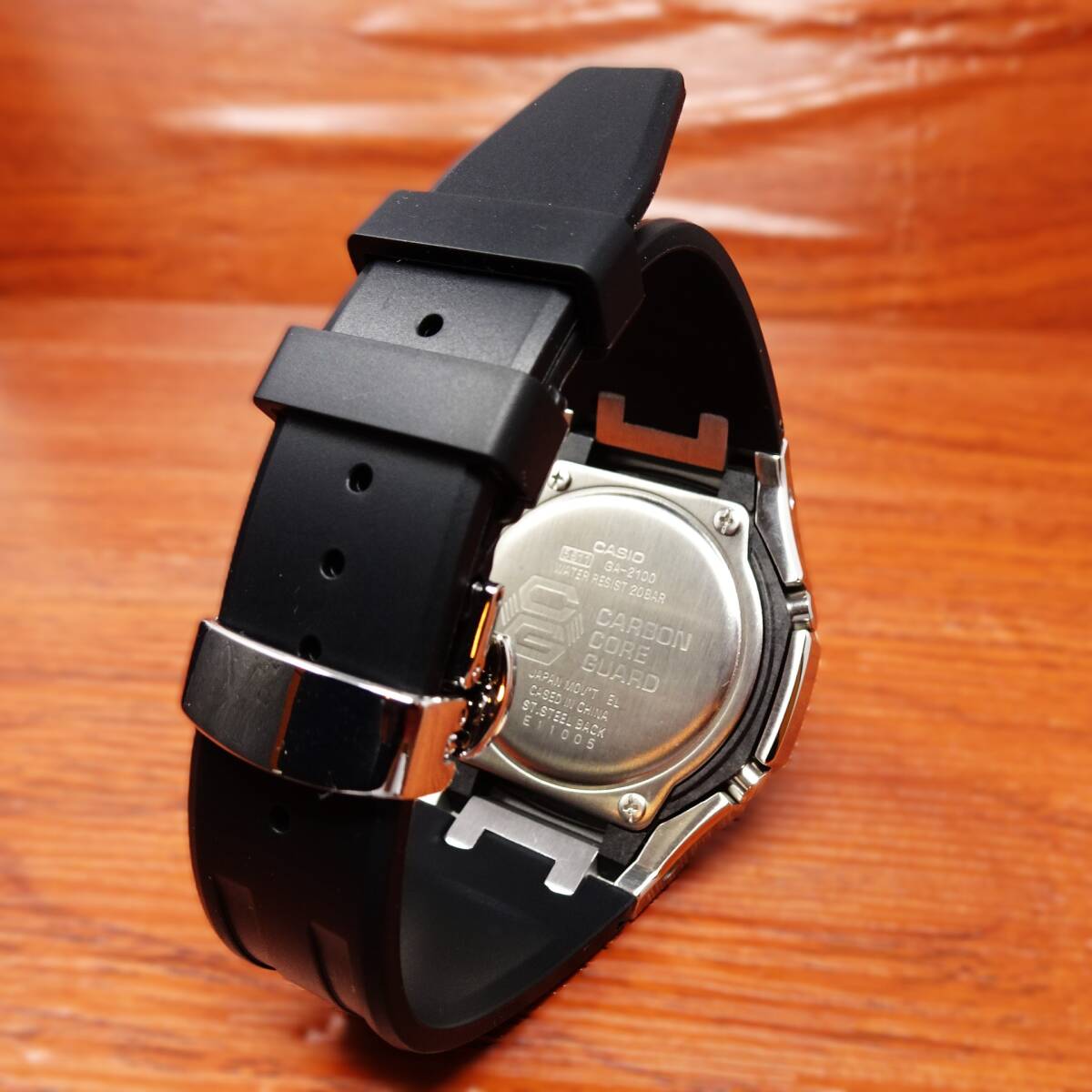 送料無料・新品・Gショック第4世代カスタム本体付きGA2100海外ステンレス製ベゼル＆ブラックシリコンラバーベルト腕時計・カシオークの画像4