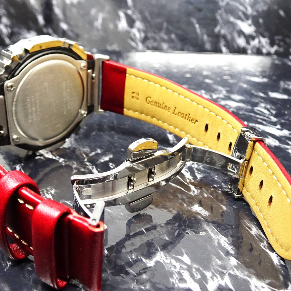 送料無料・新品・GショックCUSTOM・MADE腕時計本体付GA2100ステンレス製シルバーベネチアン柄エンボス加工・本革ストラップ・カシオークの画像3