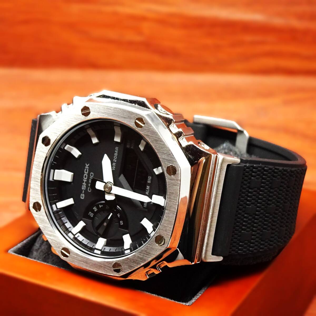 送料無料・新品・Gショックカスタム腕時計本体付きGA2100海外ステンレス製シルバーベゼルシリコンラバーベルトモデルメンズ・カシオークの画像1