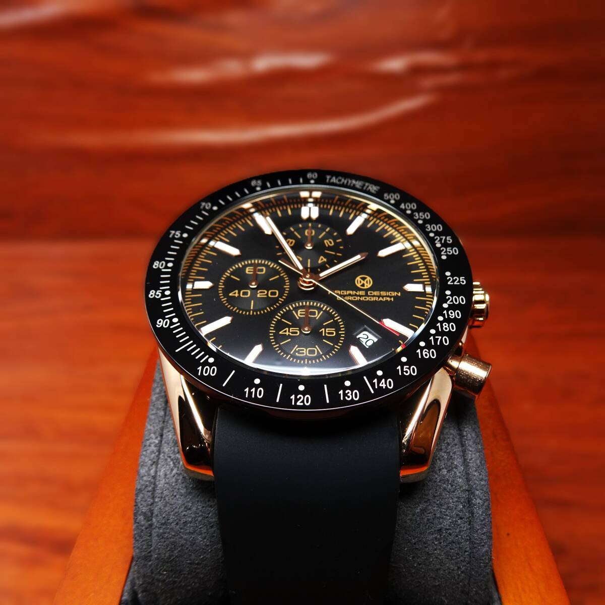 送料無料・新品・PAGRNE DESIGN・メンズ・クロノグラフクオーツ式腕時計・シリコンラバー・オマージュウオッチ・PG‐5140・シャンパン の画像5