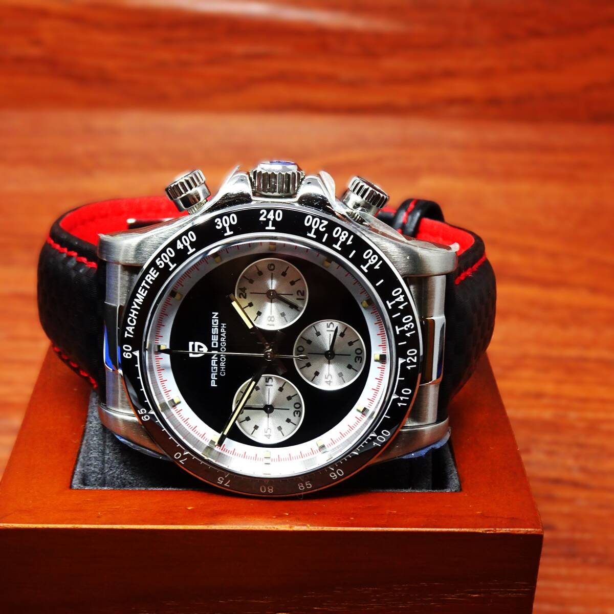 送料無料・新品・パガーニデザイン・メンズ・セイコー製VK63クロノグラフクオーツ式腕時計・オマージュ・カーボン柄本革モデル・PD-1676・Bの画像4