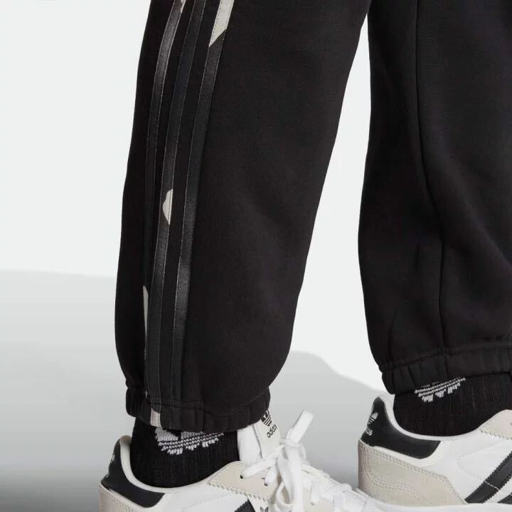 新品 adidas originals 【XL】セットアップ 定価2.1万 スウェット ジャージ アディダス カジュアル スポーツ 運動 上下 黒 3529 ズボンの画像10