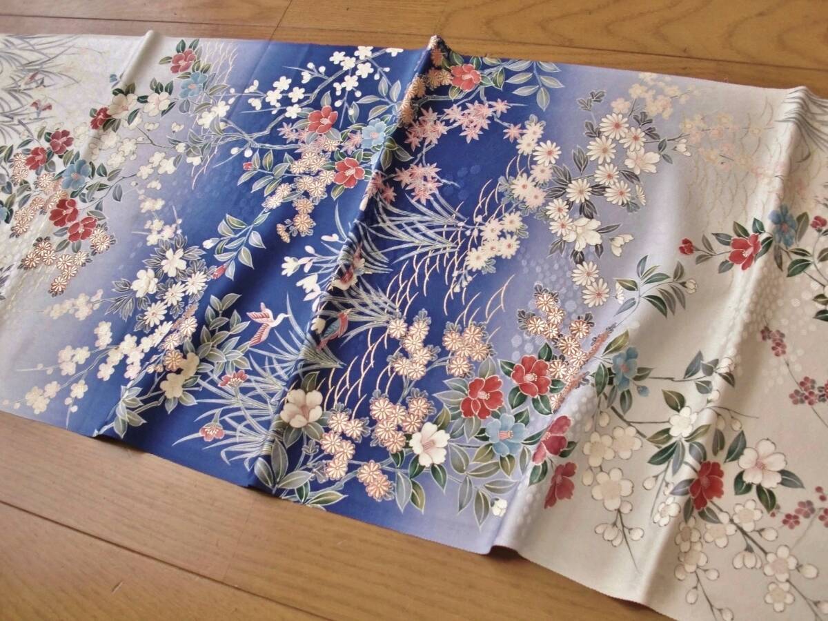 ◆琳花◆ 正絹はぎれ 紺藍のぼかし 花々 金彩 美品 37×169 古布 着物はぎれ お人形 クッション インテリア タペストリー テディベアにの画像10