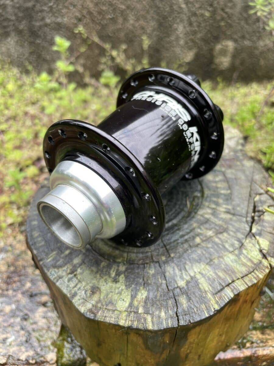 1スタ! Chris King20mm Axle Front Hub クリスキング 20ミリスルーアクスル フロントハブ mtb down hill dart jump trail enduro surlyの画像6