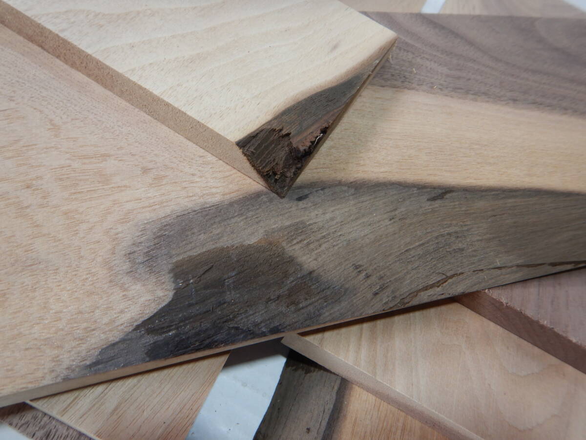 木っ端クラブ 　B級　ウォールナット　薄板　端材　(厚約11mm 幅約125mm) 4面プレーナー済 diy 木工 木材 A71_画像4