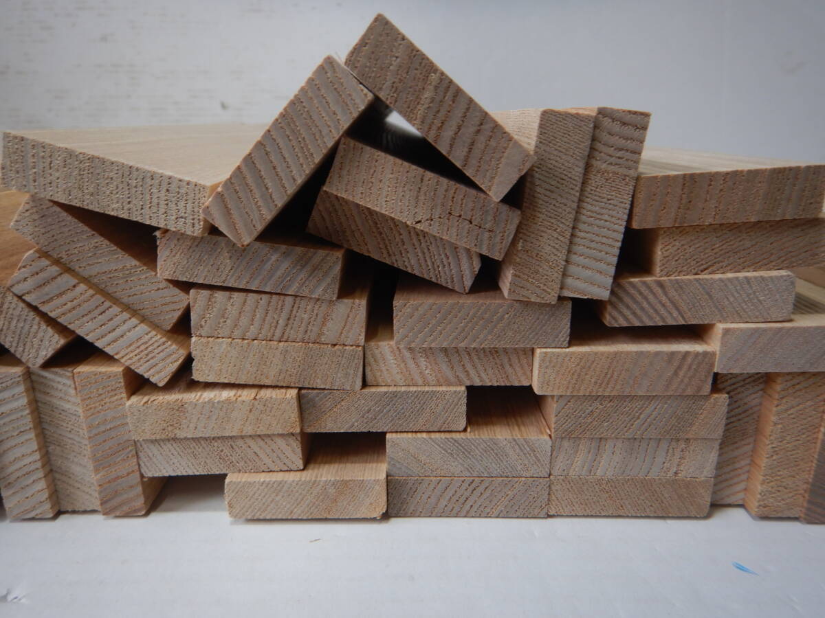 木っ端クラブ 　★どっさり★　B級　タモ　薄板　(厚約11mm 幅約40mm) 4面プレーナー済 diy 木工 木材 B111_節、割れ削り残しあり含みます