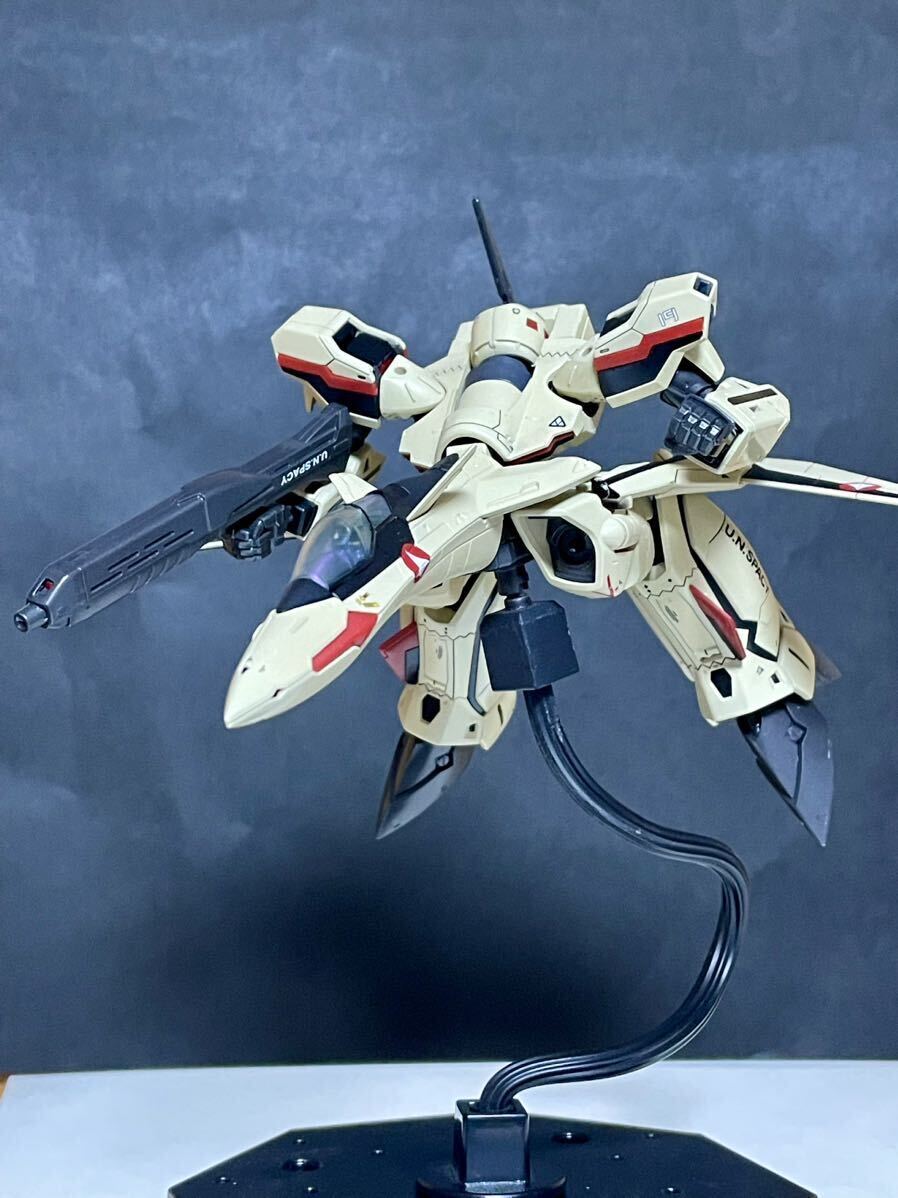 HG 1/100 YF-19 マクロスプラス　塗装済み完成品_画像5