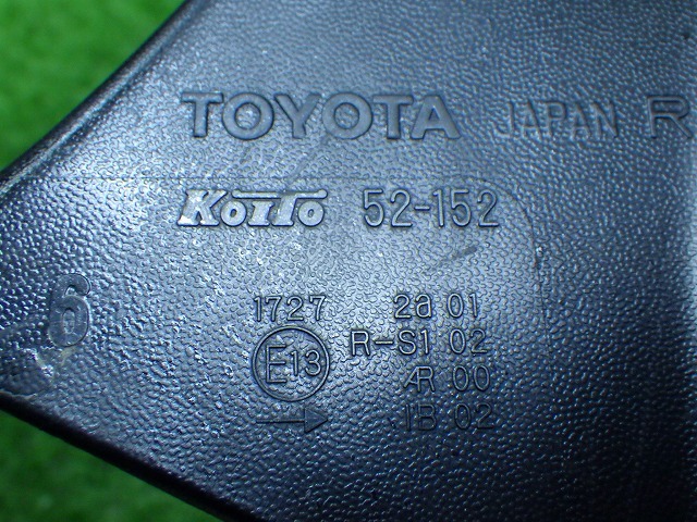  Junk Toyota NCP60/65 Ist поздняя версия правый задний фонарь 52-1526 240415016