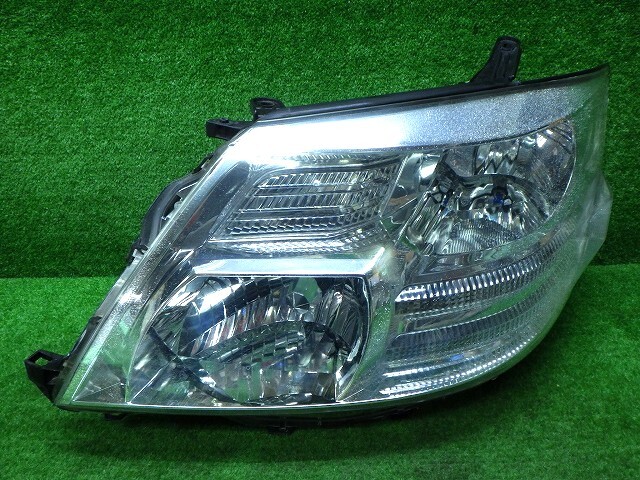 トヨタ 10系 アルファード 後期 左ヘッドライト HID 58-15 5 240418013の画像1