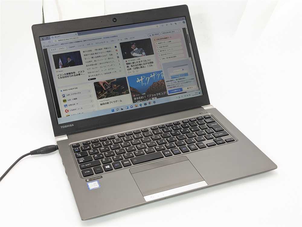 安さで勝負 13.3型 中古ノートパソコン 東芝 R63/J 第7世代Core i5 8GB 高速SSD 無線 Wi-Fi Bluetooth カメラ Windows11 Office 保証付の画像1