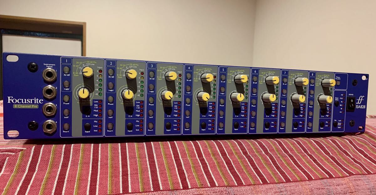 FOCUSRITE ISA 828 (MK 1 初期型) 8ch マイクプリアンプ 完動品 FOCUSRITE ISA 828 (MK 1 初期型) 8ch マイクプリアンプ 完動品