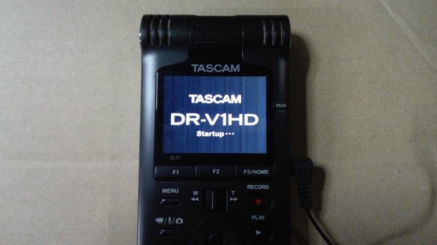 TASCAM/TEAC タスカム DR-V1HD LINEAR PCM/HD ビデオレコーダー●ジャンク品