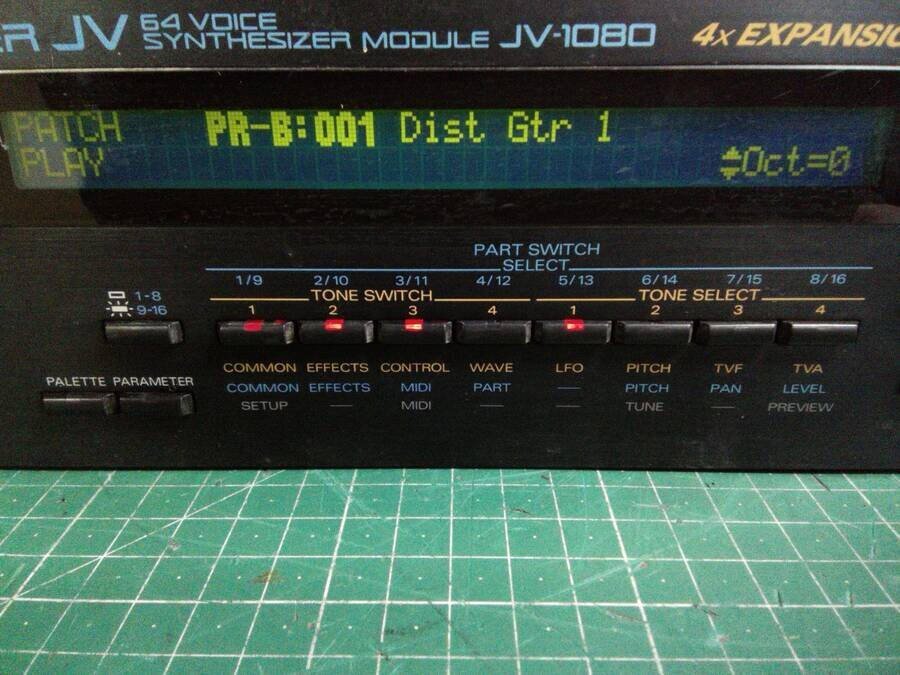 Roland Roland JV-1080 sound module * junk 