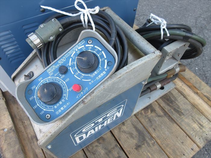 17536-1 ダイヘン デジタル半自動溶接機 DP-500 本体のみ(送給 17536-1 ダイヘン デジタル半自動溶接機 DP-500 本体のみ(送給