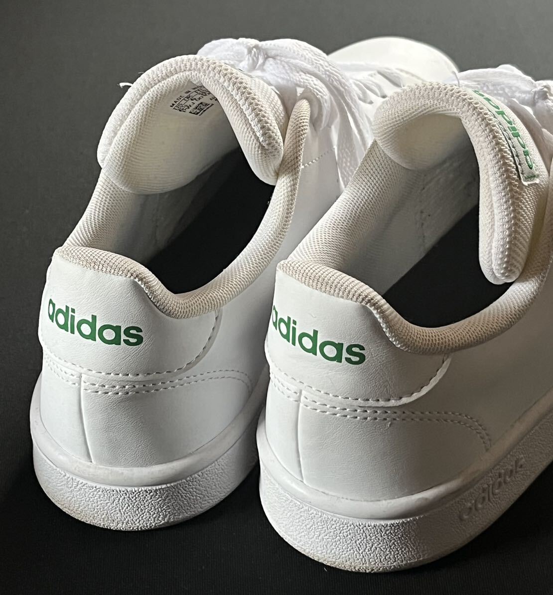 adidas* Adidas *(24.0) Advan coat base EE7690 sneakers shoes / white + green 